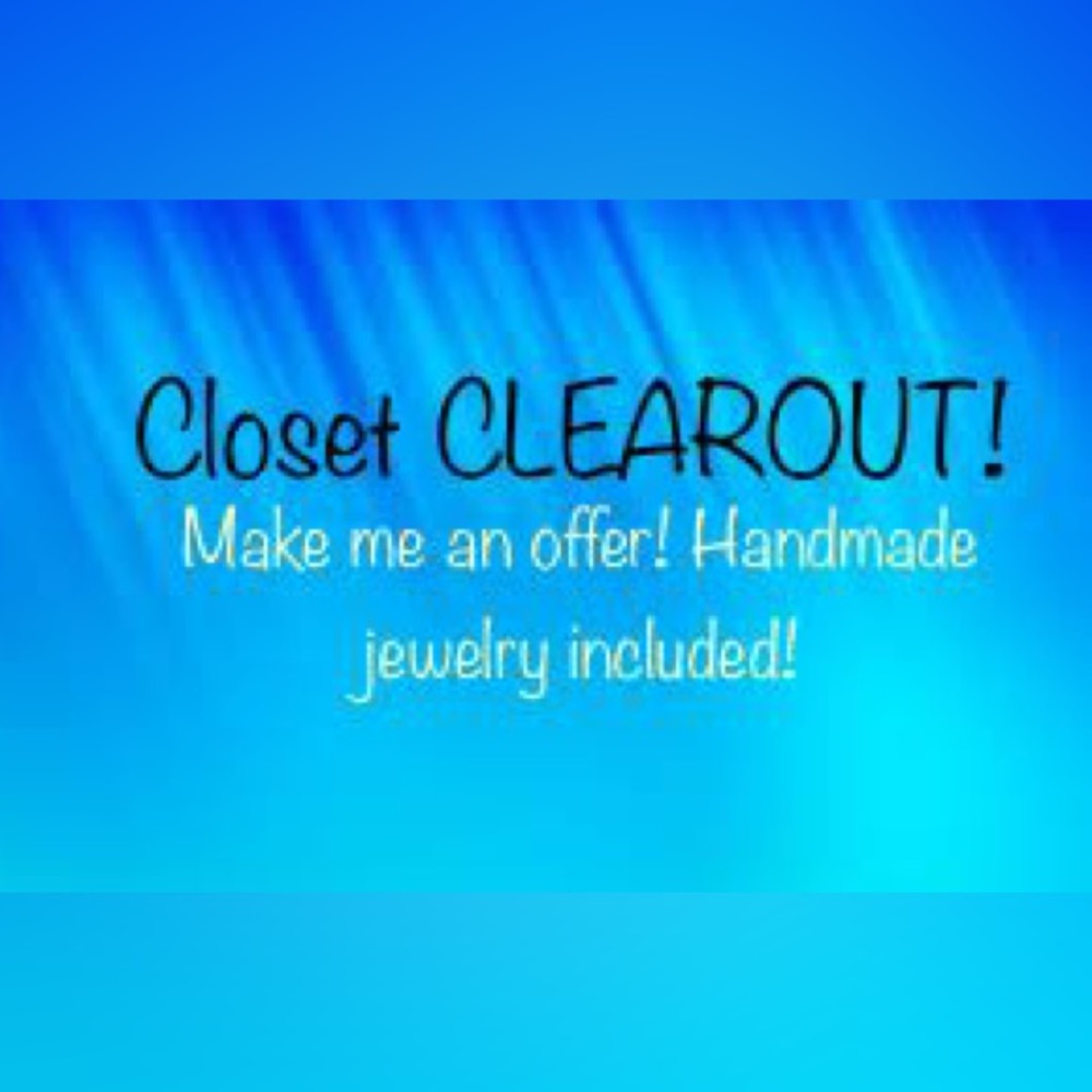 🌱Cleaning out my closet. Offers welcome!!!!🌱 - Picture 1 of 1